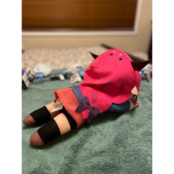 Hololive X Round 1 Collab Exclusive Flying Pose IRyS 14” Plush NWT Limited Editi - Picture 4 of 8